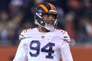 Source: Bears trade star DE Quinn to Eagles