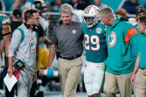 Dolphins' Jones out rest of season with ACL injury