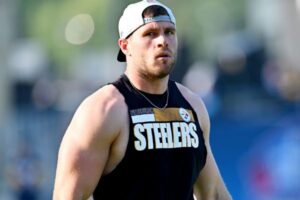 Steelers opt not to activate Watt vs. Eagles