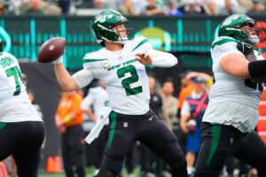 Jets QB swipes at critics ahead of Pats rematch