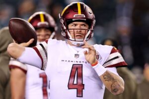 Heinicke to start again Sunday; Wentz not ready