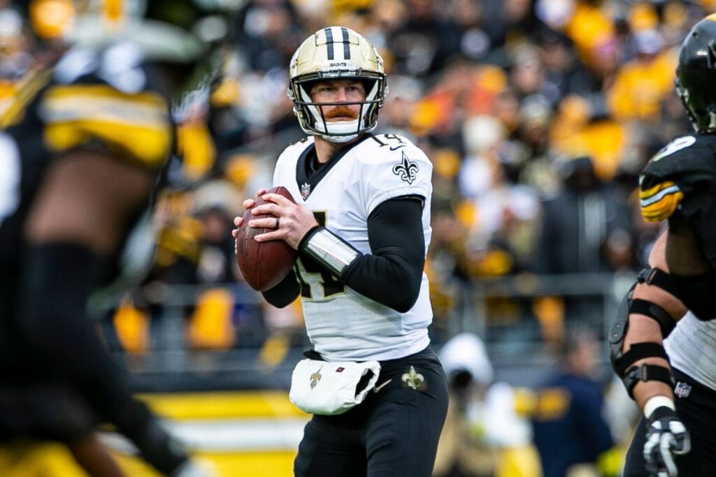 Saints stick with QB Dalton after mulling change