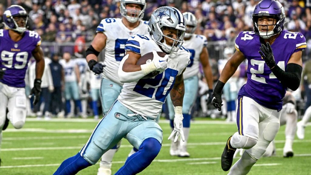 Cowboys' Tony Pollard takes Dak Prescott pass and races 68 yards untouched to score