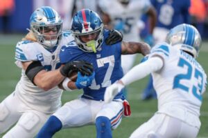 Giants lose 6 to injuries, including WR Robinson