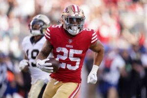 49ers believe RB Mitchell sprained MCL in left knee