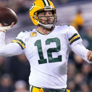 Packers' Rodgers (oblique) leaves in third quarter