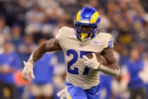 Struggling Rams waive rushing leader Henderson