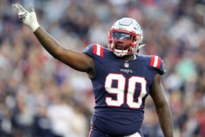 Patriots place DT Barmore on IR with knee injury