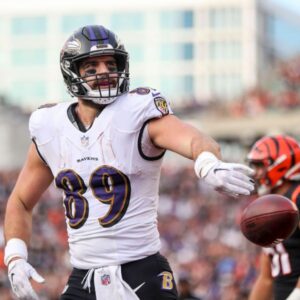 Sources: Andrews expected to play for Ravens