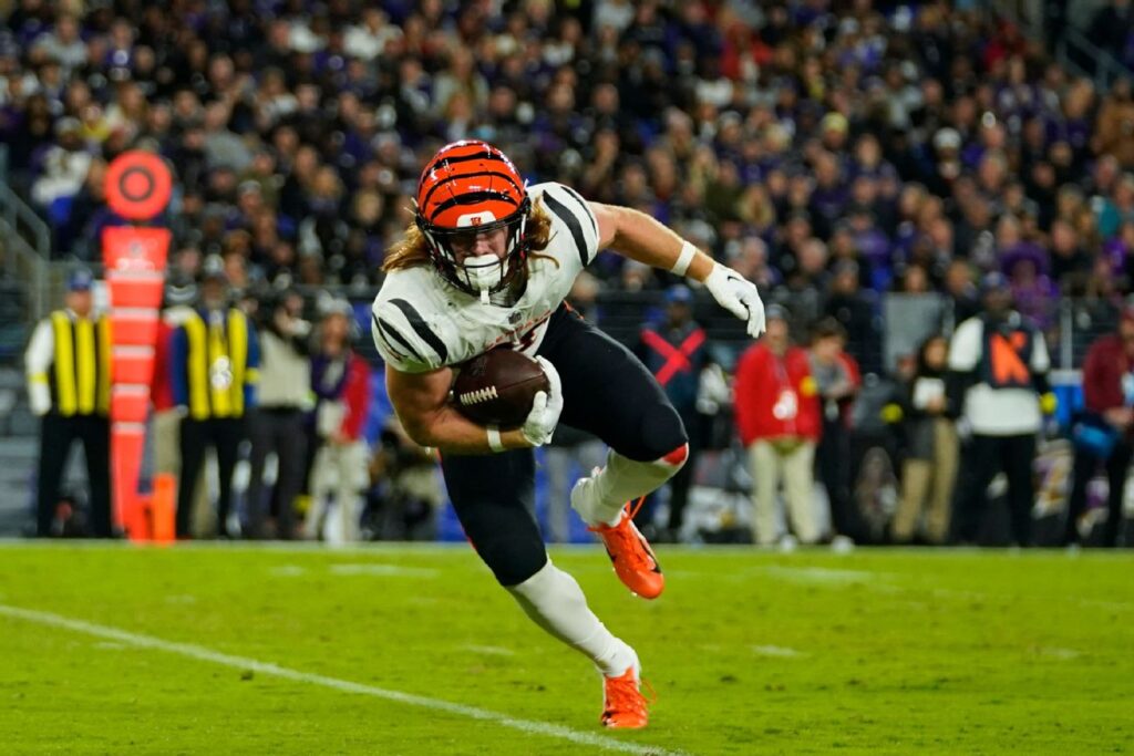 Bengals' Hurst responds to dis by Chiefs' Reid