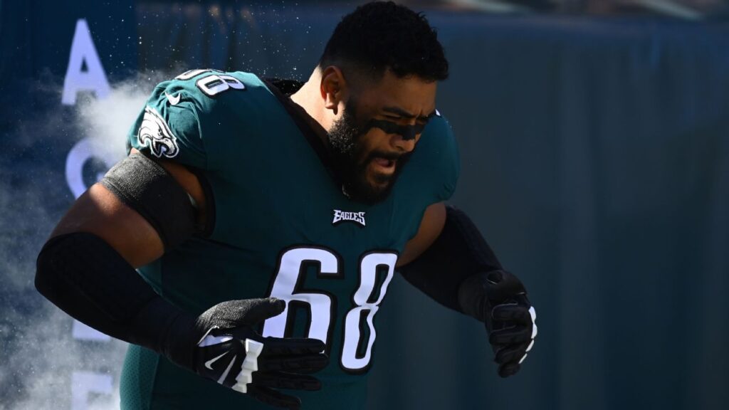 Eagles LT: Parsons should worry about Cowboys