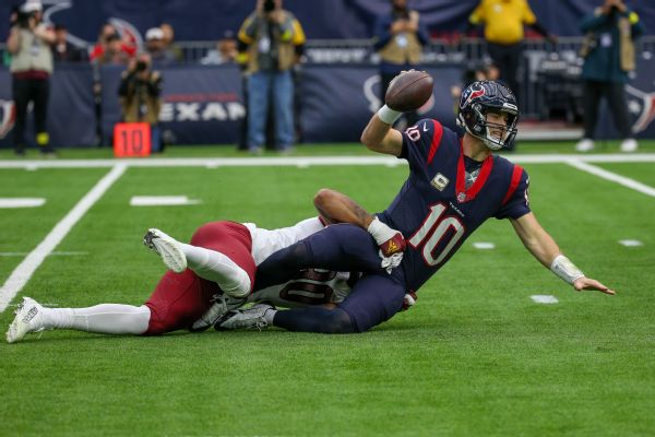 Texans benching QB Allen, going back to Mills