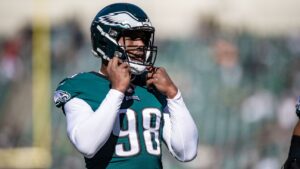 Source: Eagles pass-rusher Quinn headed to IR