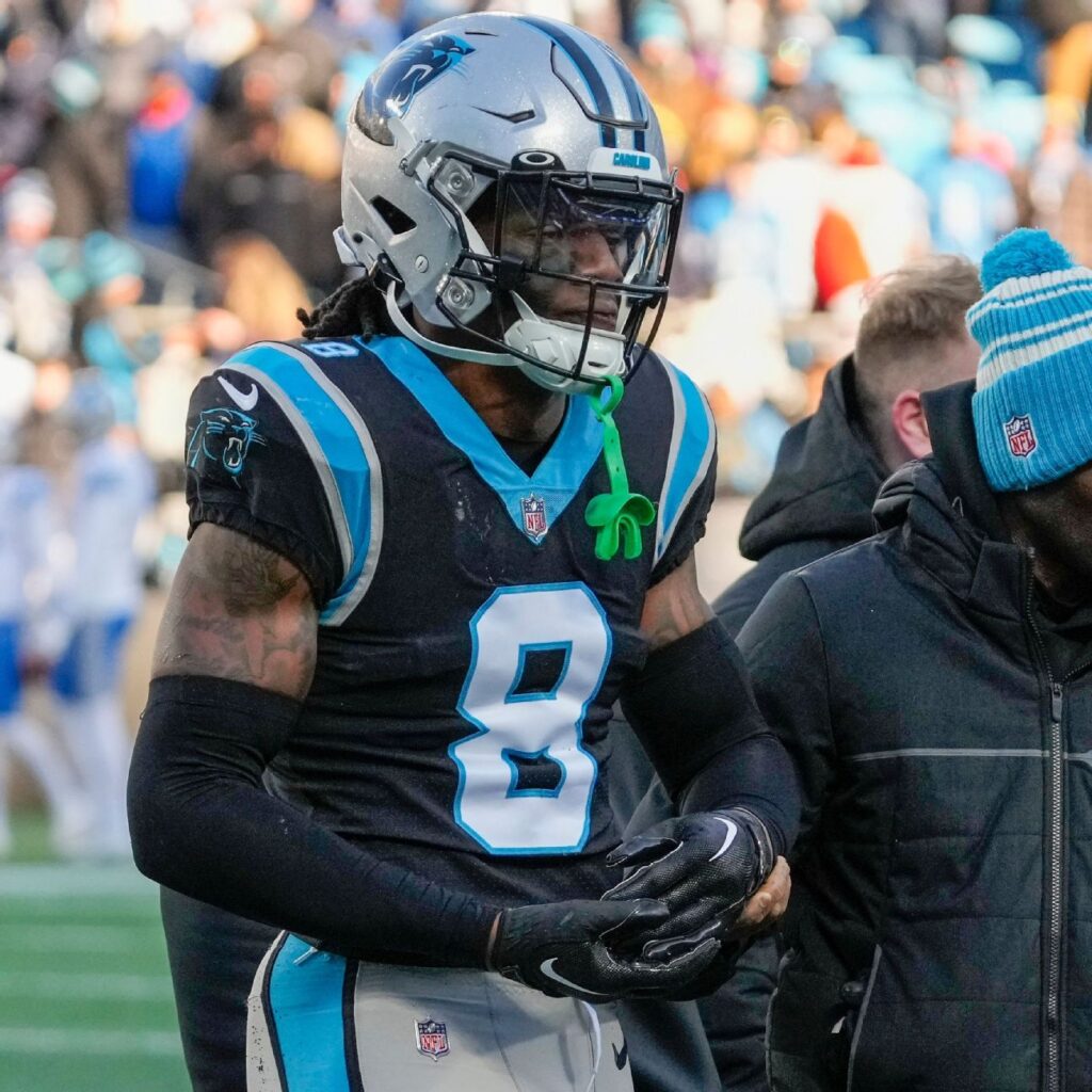 CB Horn suffers broken wrist in Panthers' win