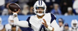 Follow live: Cowboys face reeling Titans to kick off Week 17