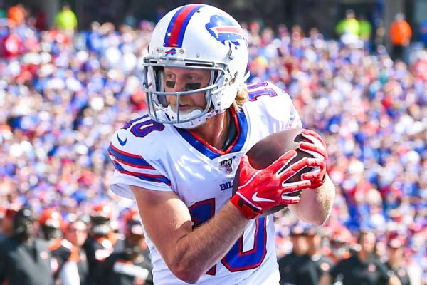 Bills WR Beasley active vs. Dolphins on Saturday