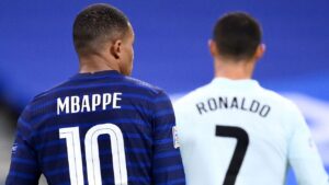 Transfer storylines: Ronaldo, Mbappe futures; Man United striker chase