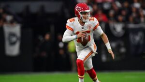 Patrick Mahomes and the Chiefs look complete just in time for the playoffs