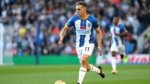 Arsenal complete signing of Brighton's Trossard