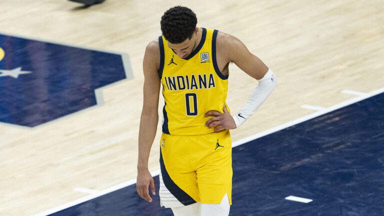 NBA Finals: Pacers miss golden opportunity to take control of series, but 'it's supposed to be hard'