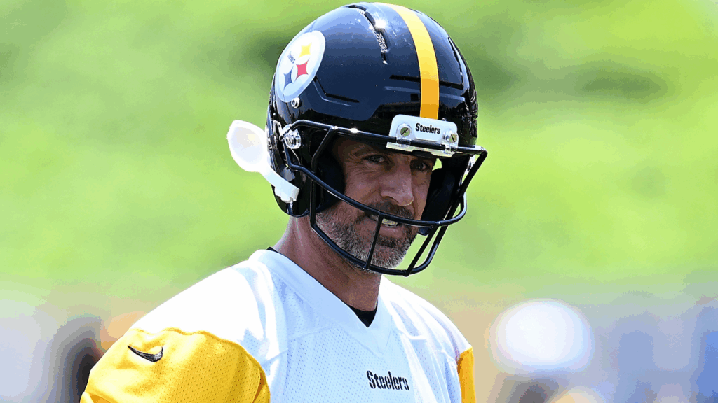 Peyton Manning tempers expectations for Aaron Rodgers with Steelers, explains biggest success factor