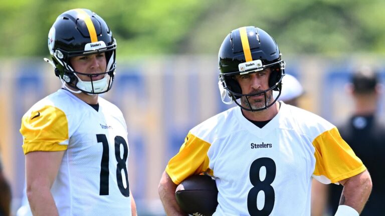 Steelers rookie QB Will Howard relishing being mentored by 'legend' Aaron Rodgers: 'He's been awesome to me'