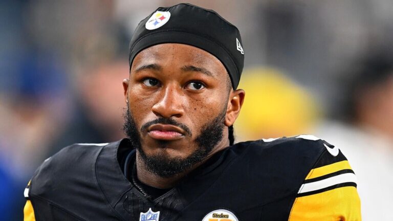 Steelers DB, West Virginia alum Beanie Bishop disrespects Pitt logo following recent practice