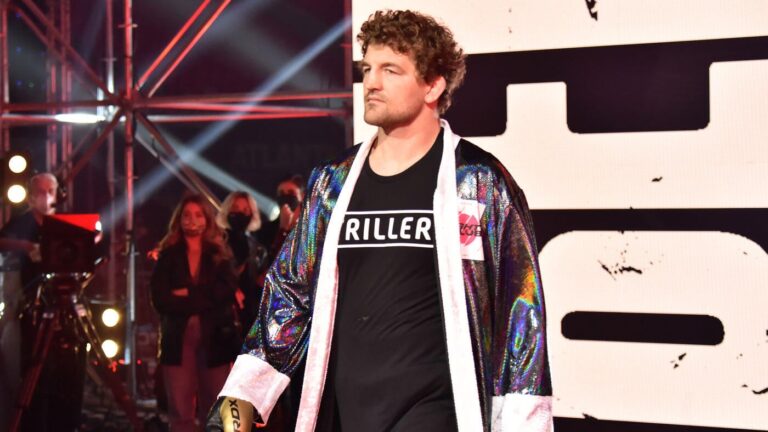 Former UFC fighter Ben Askren hospitalized with severe pneumonia, family asks for privacy