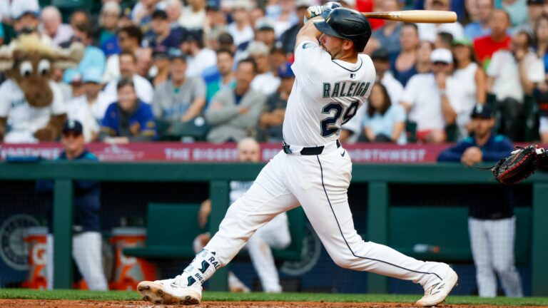 Today's top games to watch, best bets: Mariners at Twins, Red Sox at Angels, FIFA Club World Cup and more