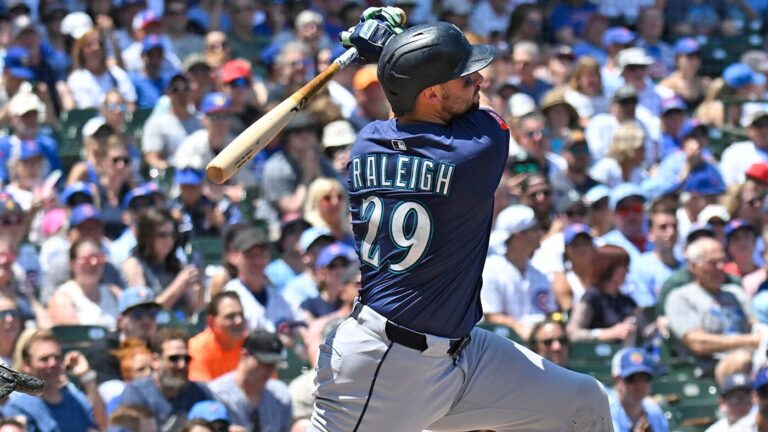 Mariners' Cal Raleigh sets MLB single-season record for most first-half home runs by a catcher