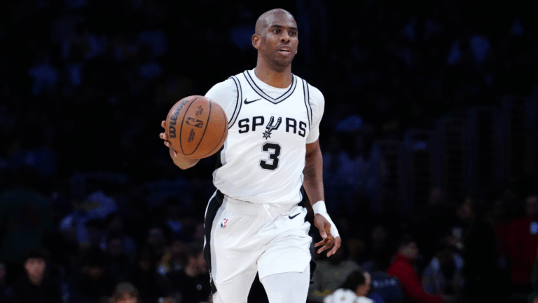 Chris Paul has hinted at a desire to return to Los Angeles, but would he fit better on Lakers or Clippers?