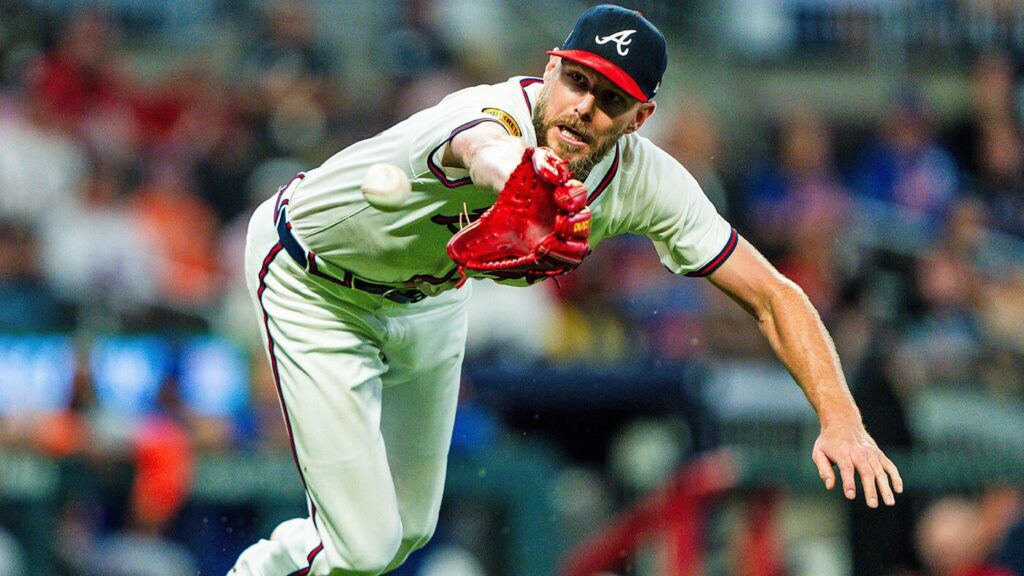 Chris Sale injury: Braves place another starting pitcher on IL as Cy Young winner suffers fracture in rib cage