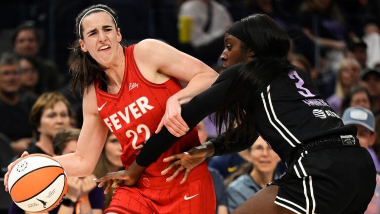 Valkyries coach sounds off on Caitlin Clark's worst game of season: 'We know she doesn't like physicality'