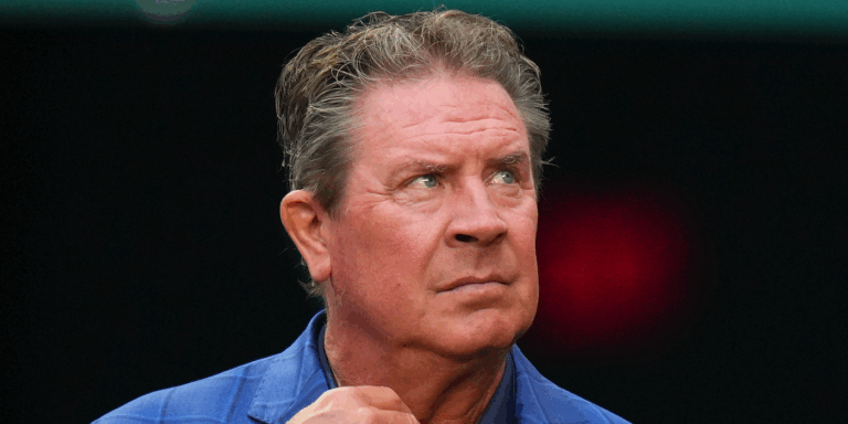 Here's what concerns Hall of Famer Dan Marino about Aaron Rodgers' new deal with Steelers