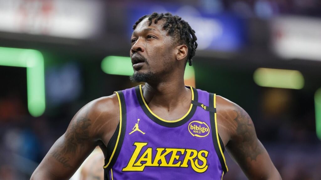 Dorian Finney-Smith leaving Lakers, will sign with Rockets on four-year, $53 million deal, per report