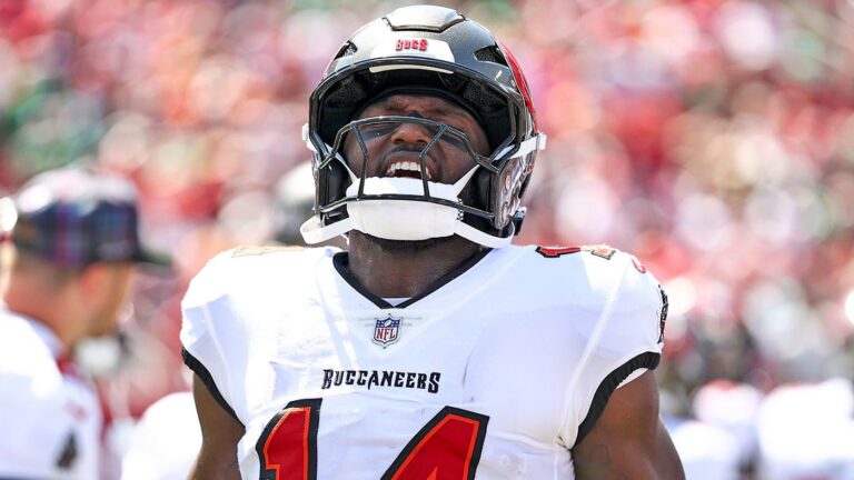 Why Chris Godwin spurned Patriots' $30 million offer, signed for less money with Buccaneers