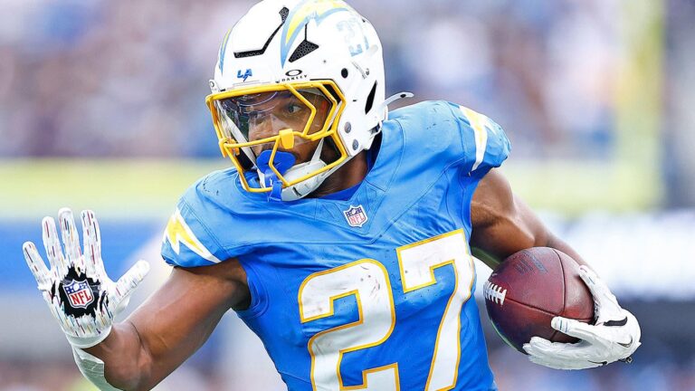 Broncos meeting with former Ravens, Chargers RB J.K. Dobbins, per report