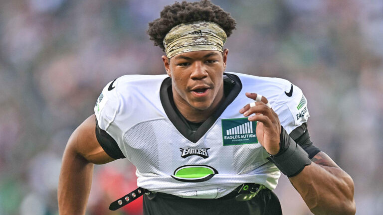 Nolan Smith inspired by message from Eagles legend; how pass rusher uses advice in new role