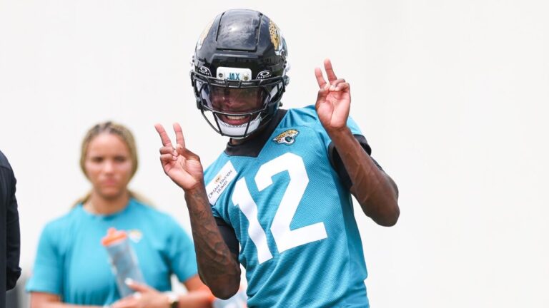First impressions of Travis Hunter in Jacksonville? Trevor Lawrence, Brian Thomas Jr. share thoughts on rookie