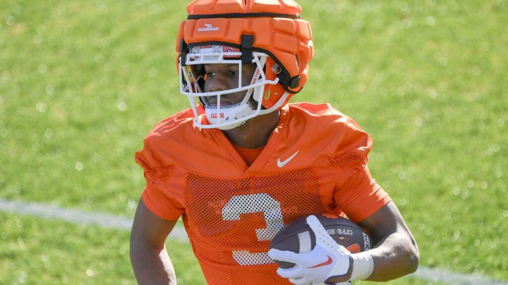 Clemson dismisses four-star freshman Marquise Henderson from program for undisclosed reasons