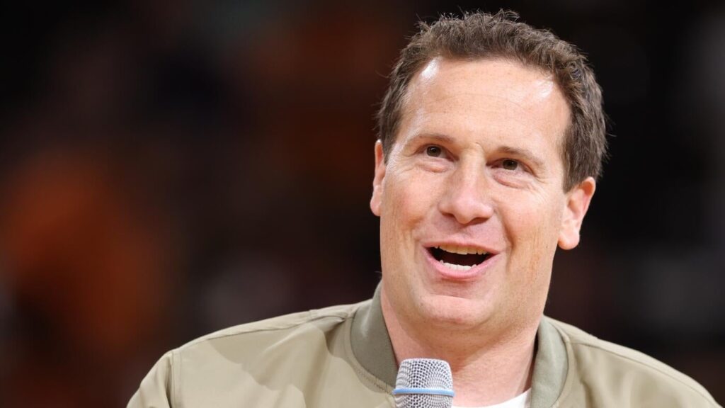 Suns owner Mat Ishbia vows to be 'extremely active' in front office decisions going forward, per report