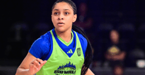 Meet Kaleena Smith, women's high school basketball's 'best player regardless of class'