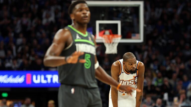Kevin Durant trade scenarios: 5 big deals that would give aging all-timer a title shot and Suns a reboot