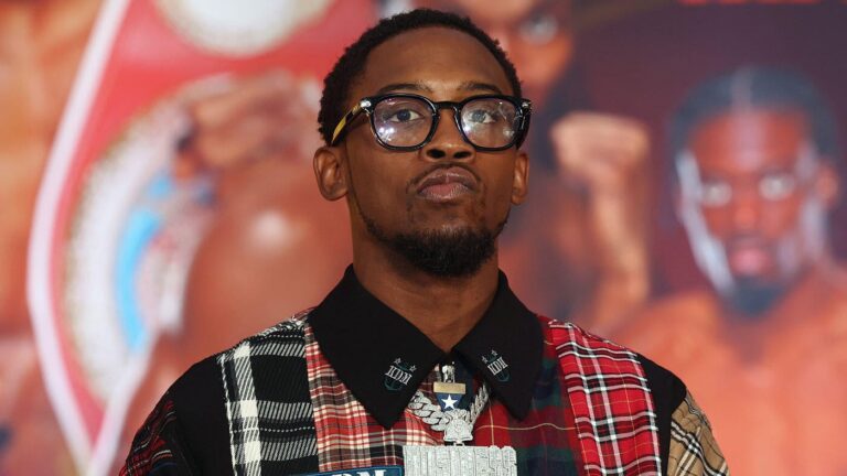 Keyshawn Davis stripped of WBO lightweight title after missing weight, Edwin De Los Santos fight in jeopardy