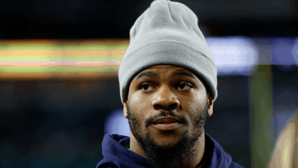 Micah Parsons says he'll attend Cowboys minicamp despite contract drama: 'It's in the owner's hands'