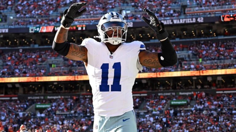 Ranking the NFL's top 10 pass-rushers, plus two players in a race to become NFL's first $400 million earner