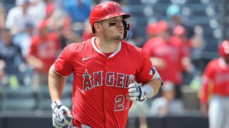 Free MLB player props, odds for June 2: Use Mike Trout, Byron Buxton, Luis Arraez for Monday MLB picks