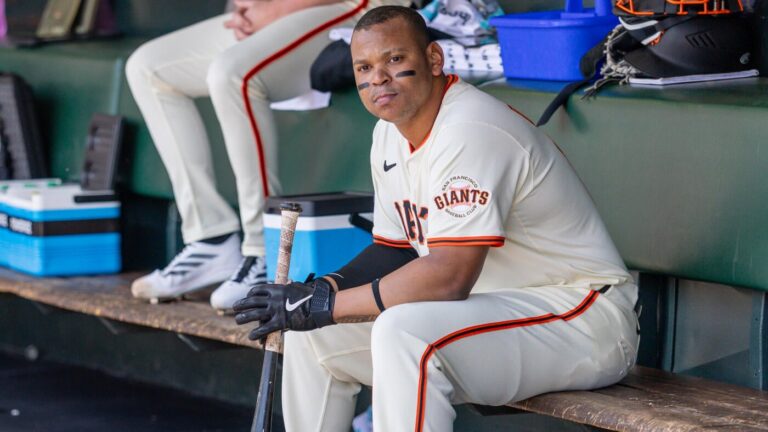 Today's top games to watch, best bets, odds: Vast MLB slate, WNBA and more