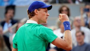 2025 French Open results: Jannik Sinner dominates Novak Djokovic, sets up showdown vs. Carlos Alcaraz in final