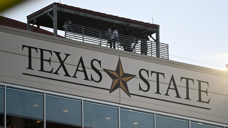 Texas State to Pac-12? Sun Belt school expects membership offer in 'near future,' per report